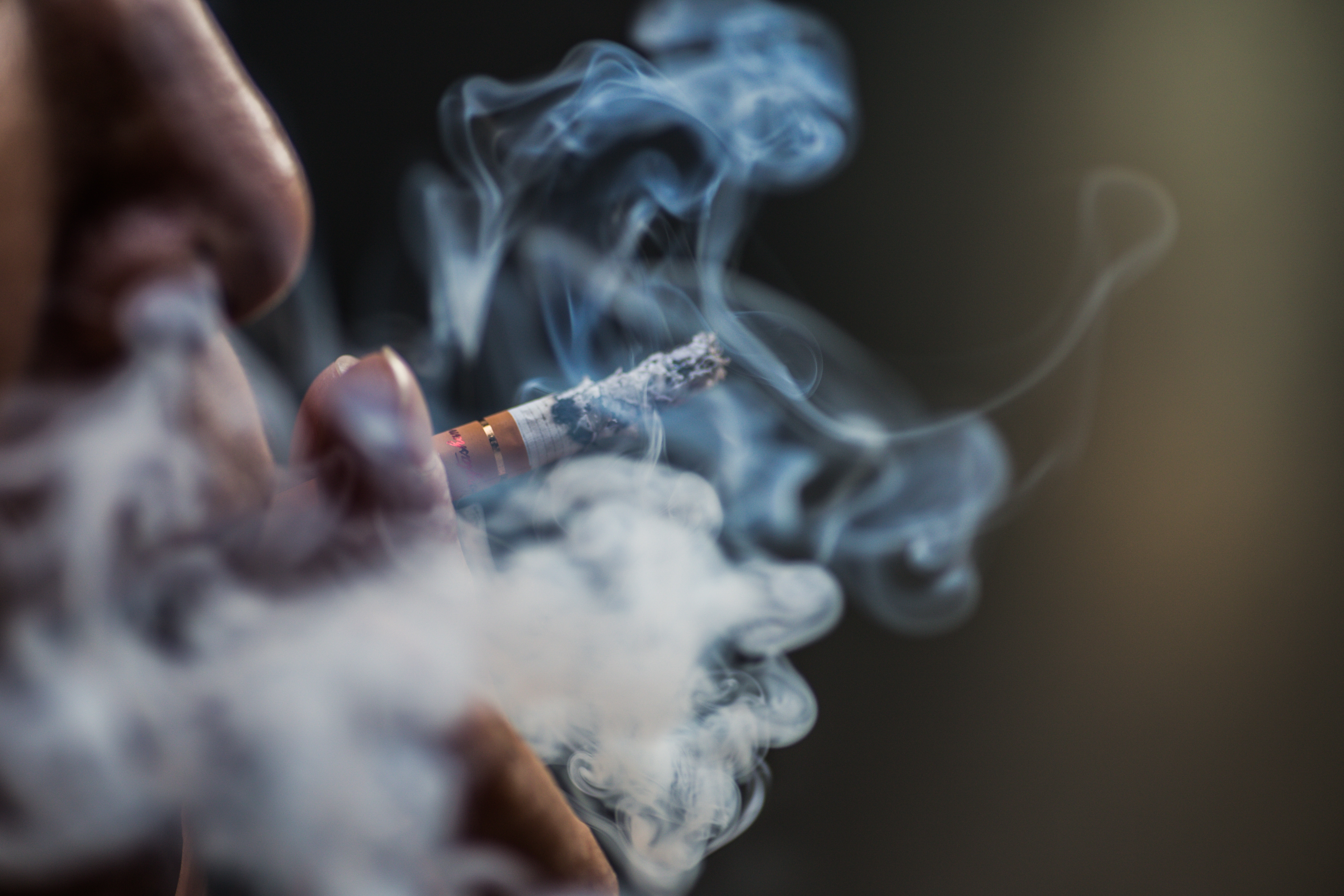Vaping vs Smoking - Clearing the Air on Health Impacts