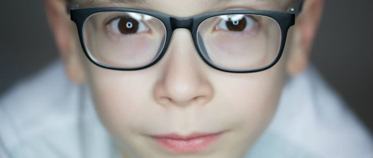What Age Should Your Child Start Wearing Contact Lenses?